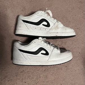 Adio Wray V4 Skate Shoes Size 10.5